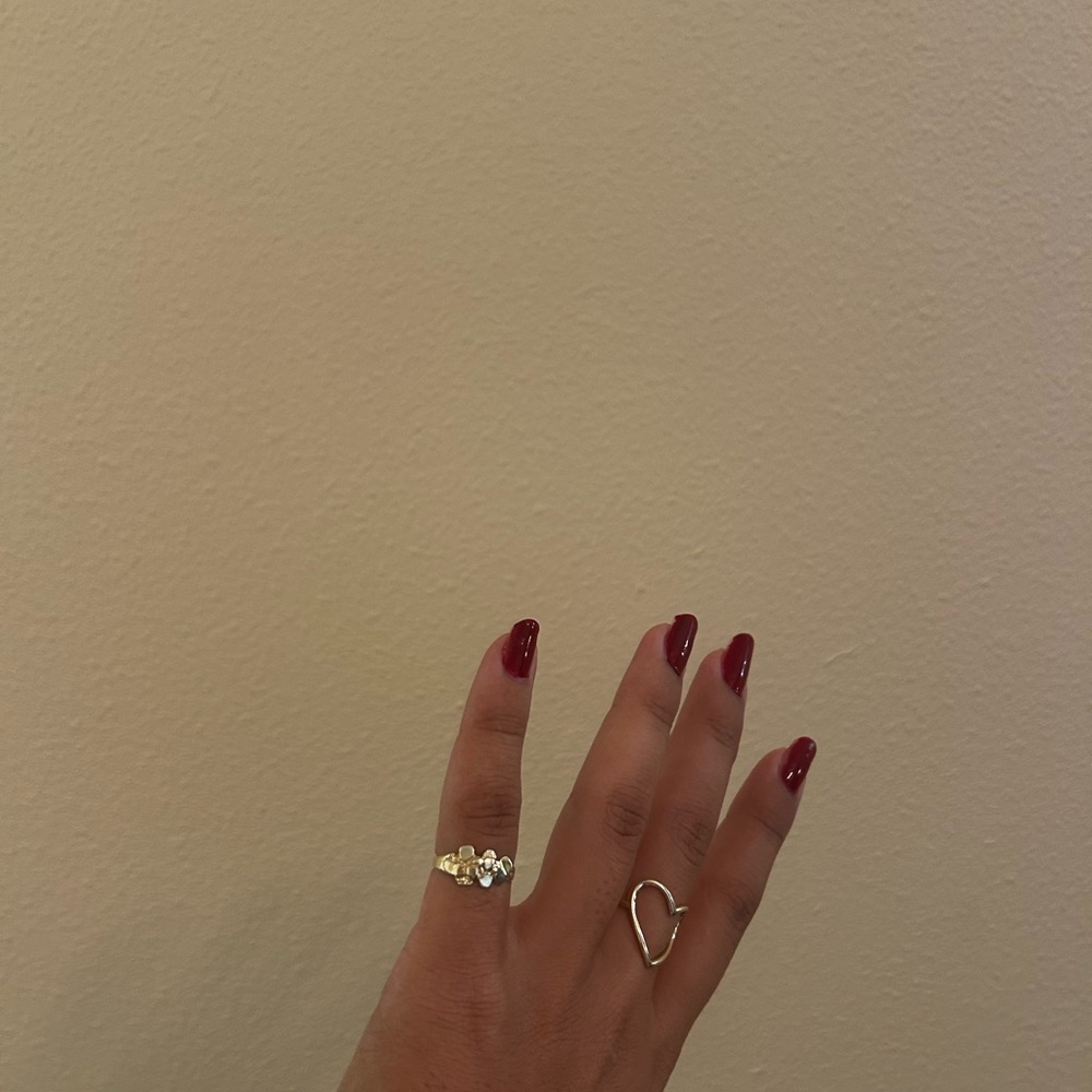 14kt Solid Gold Heart Ring - image 5